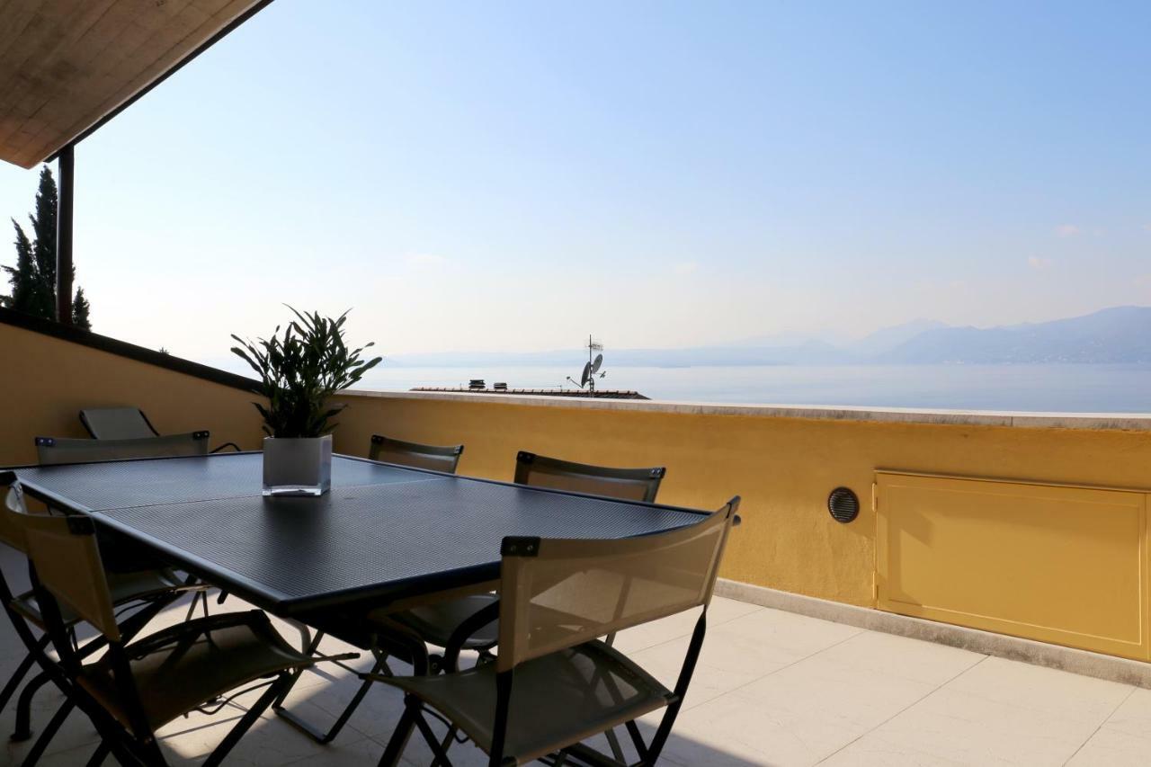 A Casa Di Emy, Lago Di Garda Torri Del Benaco Exterior photo
